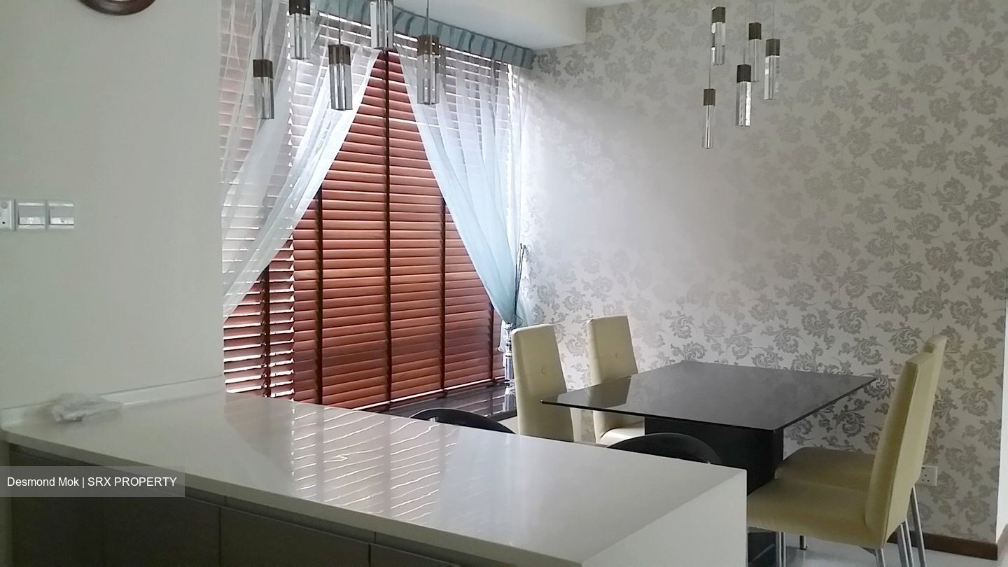 Le Reve (D14), Condominium #556972281